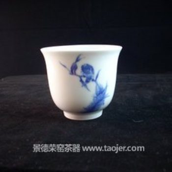 小雅青花花鸟仿王步绝品茶杯