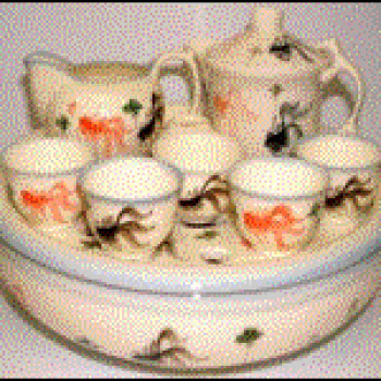 金鱼图案茶具