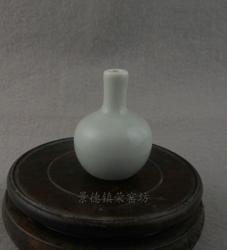 ZJBD21景德镇精品陶瓷 白釉 天球 鼻烟壶