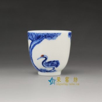 14U129-B手绘青花松鹤延年图茶杯 品茗杯 