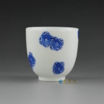 14U10-C手绘青花团花图功夫茶杯 品茗杯  