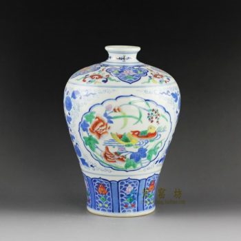 14AS137手绘青花斗彩鸳鸯戏水屏画梅瓶 花瓶 工艺摆件