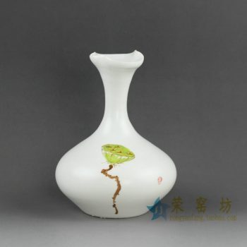 RZEA01手绘亚光釉下彩莲蓬图花瓶 花插