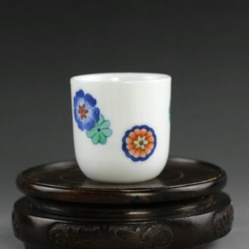 14AS145 青花斗彩团花图茶杯 品茗杯