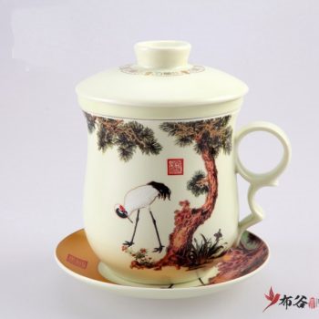 CBAE02-A-09手工无光釉金边四件套带茶漏茶杯 釉下彩松鹤延年茶杯 品茗杯 老板杯 尺寸: 高130cm 碟径 110cm 容量 300ml