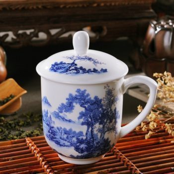 CBDI33-F-01手工高档骨瓷景式杯 青花山里行人图茶杯 品茗杯 老板杯 尺寸：高15/11cm 口径 11cm 容量 550ml