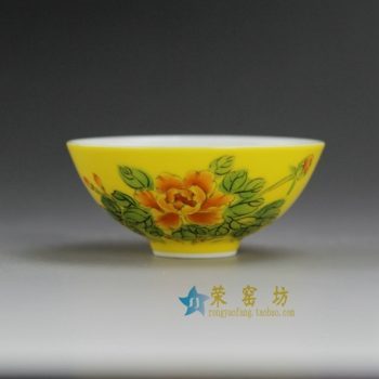 -14DR155 手绘牡丹鸟黄底黄地高温颜色釉茶杯 茶碗 功夫茶具 尺寸：口径 7.3厘米 高 3.4厘米 容量40毫升