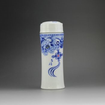CBAJ02-F 8293手工全瓷青花吉祥如意图文茶杯 养生保温杯 旅行杯 尺寸：高 19.8cm 口径 5.6cm 容量 300ml