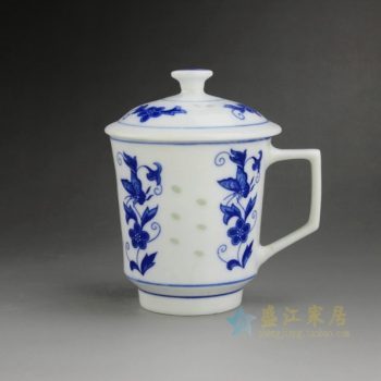 CBAH01-C 9193手工青花玲珑花卉图茶杯 品茗杯 泡茶杯 尺寸：口径 8.2厘米 盖径 9.3厘米 高 12.8厘米 容量 270毫升