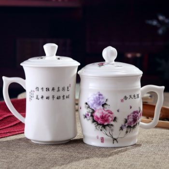 CBDI41-C-01手工高档骨瓷粉彩国色天香图文茶杯 夫妻对杯 品茗杯尺寸：左 口径 8.5cm 高 15.5cm 容量 约500ml 右 口径 9.5cm 高 15cm 容量约 550ml