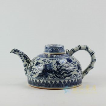 RZEZ05 9417仿古青花凤凰图茶壶 泡茶壶 尺寸：口径 5.6厘米 肚径 20.1厘米 柄至壶嘴宽 30.5厘米 高15.2厘米