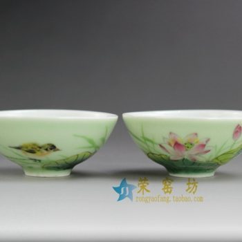 4DR156 9101手绘荷花鸟豆青釉茶杯 茶碗 功夫茶具 尺寸：口径 7.3厘米 高 3.4厘米 容量 40毫升