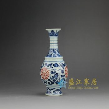 RZEV01-A 8376手工青花斗彩缠枝花卉花瓶 花插 尺寸：口径 3.3厘米 肚径 6.2厘米 高 14.3厘米