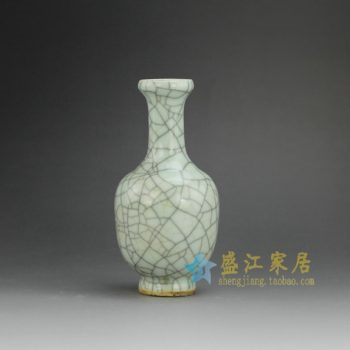 RYXC18-D 8396手工裂纹釉花瓶 花插 尺寸：口径3.8厘米 肚径 8.1厘米 高16.3厘米