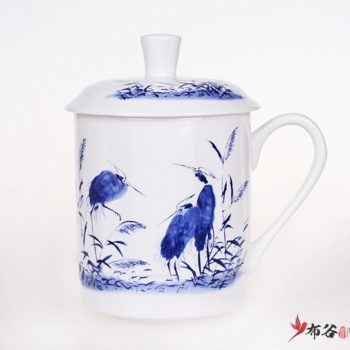 CBDI43-Y-01手工高档骨瓷青花鹭栖芦荡图茶杯 品茗杯 老板杯尺寸 高15cm口径9cm容量550ml