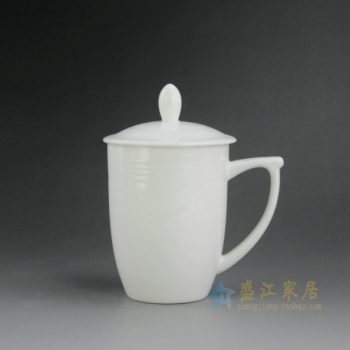 CBAG05 9220新骨质瓷带盖茶杯 品茗杯 老板杯 办公杯 尺寸： 口径 7.8厘米 盖径 8.8厘米 高 13.8厘米 容量 330毫升