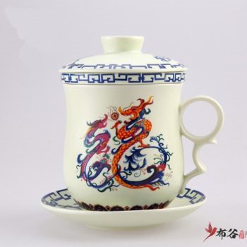 CBAE02-A-11手工无光釉金边四件套带茶漏茶杯 青花斗彩龙纹福字图案茶杯 品茗杯 老板杯 尺寸: 高130cm 碟径 110cm 容量 300ml