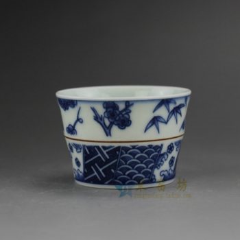 RZFG01-B 0697景德镇陶瓷 纯手工胎 手绘青花日式折口杯 五良大甫茶杯 品茗杯 功夫茶具 尺寸：口径 6.5厘米 高 4.5厘米 容量 80毫升