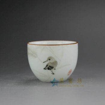 RYOK76-H 0694景德镇陶瓷 亚光白纯手工胎 手绘粉彩鸟铁口 紫金口茶杯 品茗杯 功夫茶杯 尺寸：口径 5.6厘米 高 5.5厘米 容量 60毫升
