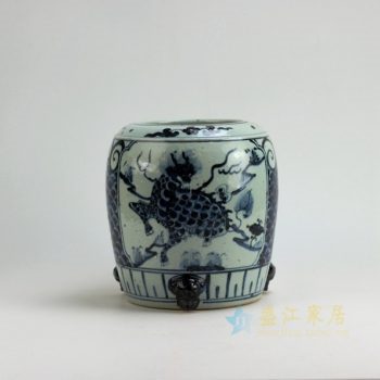 RZFB03 9528j180景德镇陶瓷 青花兽头鼎足麒麟图纹屏画瓷罐 瓷缸 瓷坛 规格尺寸：口径 13.8厘米 肚径 22 厘米 高 23.5厘米