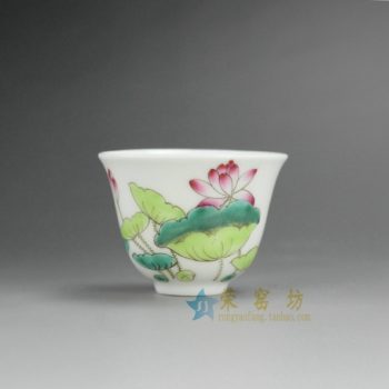RYNY08-F 9765景德镇陶瓷杯 手绘粉彩荷花图茶杯 品茗杯 功夫茶具 产品规格尺寸： 口径 6.3 厘米 肚径 6.3 毫米 高 5.8 厘米 容量 65 毫升