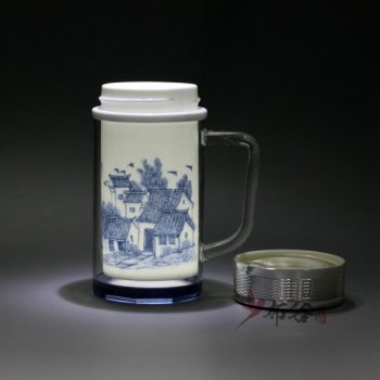 CBDI46-B 手工双层陶瓷内胆青花图纹保温杯 旅行杯 尺寸： 口径 6.5厘米 肚径 8.2厘米 高 16.2厘米 容量 380毫升