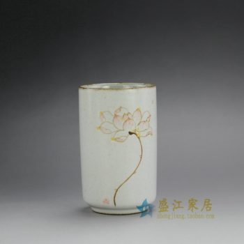 RZFE02-A 手绘粉彩荷花图茶杯 品茗杯 功夫茶具 尺寸：口径 7.3厘米 高 12.3厘米 容量 335毫升