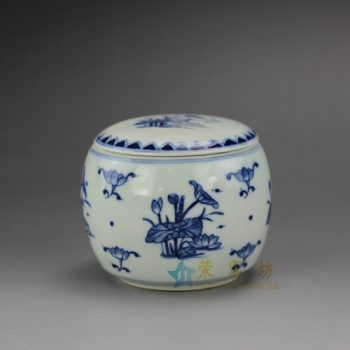 RYZ158 手绘青花荷莲图茶叶罐 盖罐 密封罐 尺寸： 口径 7.3厘米 肚径 8.6厘米 高 7.3厘米
