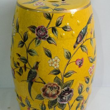 RYYL-Y024    景德镇 手绘花鸟深黄陶瓷鼓凳换鞋凳花架家居工艺绣墩装饰摆件