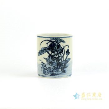 RZIQ01-B   景德镇  手绘 青花荷花 仿古 笔筒  厂家直销