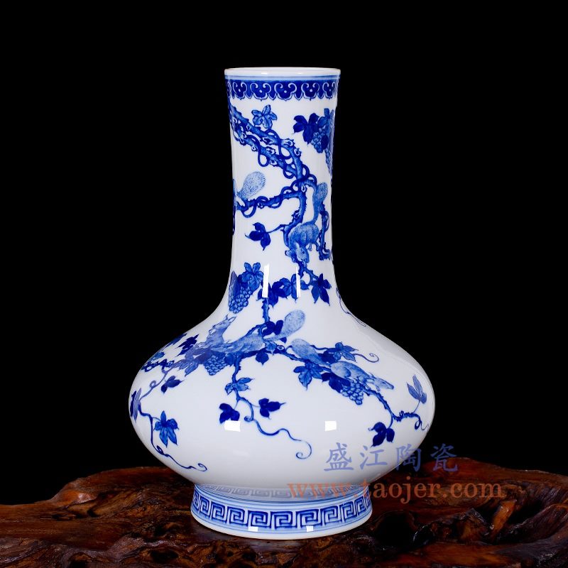 盛江陶瓷 仿古手绘青花松鼠多子多福瓷瓶 中式客厅