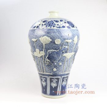 RZNI05-景德镇陶瓷 元青花雕刻鱼草 仿古手绘  海水波浪纹 牡丹 梅瓶