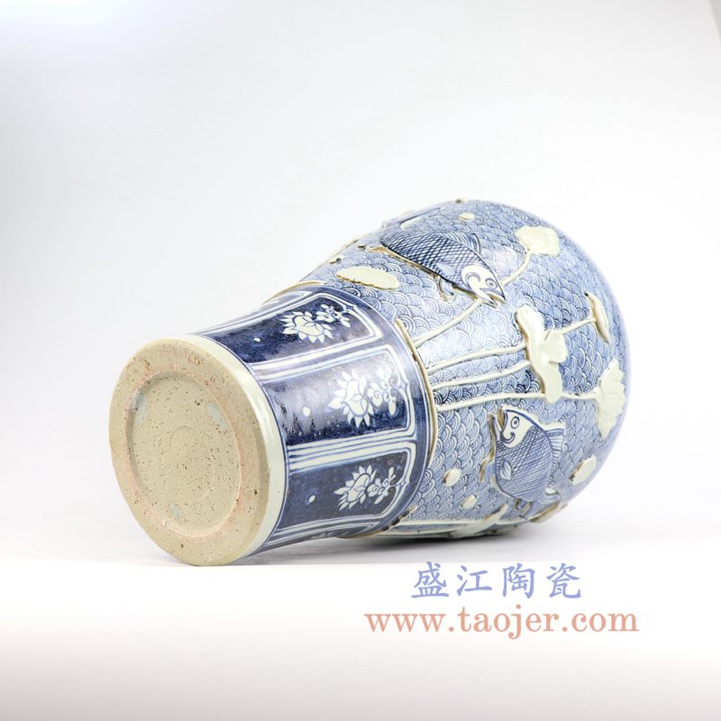 盛江陶瓷 元青花雕刻鱼草 仿古手绘 海水波浪纹 牡丹 梅瓶