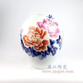 RZNP14_景德镇陶瓷 手绘青花斗彩牡丹花插花瓶