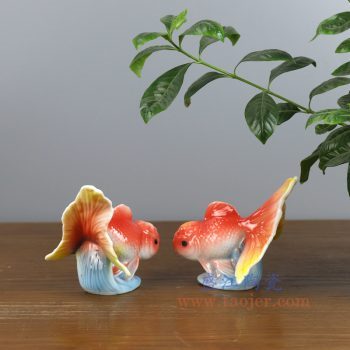 RZCW02-景德镇陶瓷 陶瓷金鱼雕塑小摆件