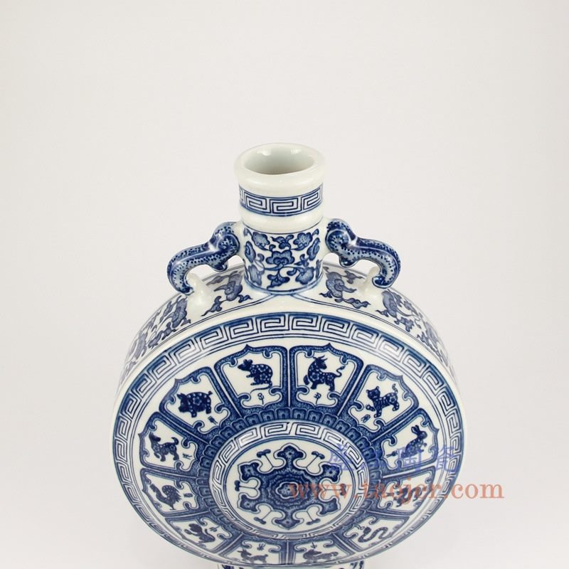 盛江陶瓷 仿古青花缠枝十二生肖双耳抱月瓶