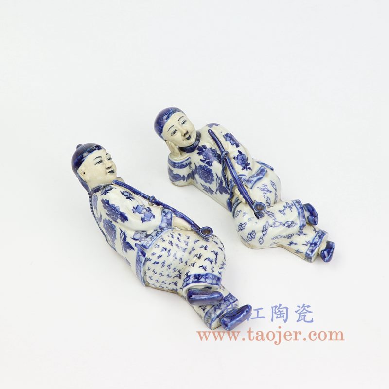 上图:RZKC21 盛江陶瓷 仿古 纯手工 青花 人物 抽大烟雕塑摆件 一对