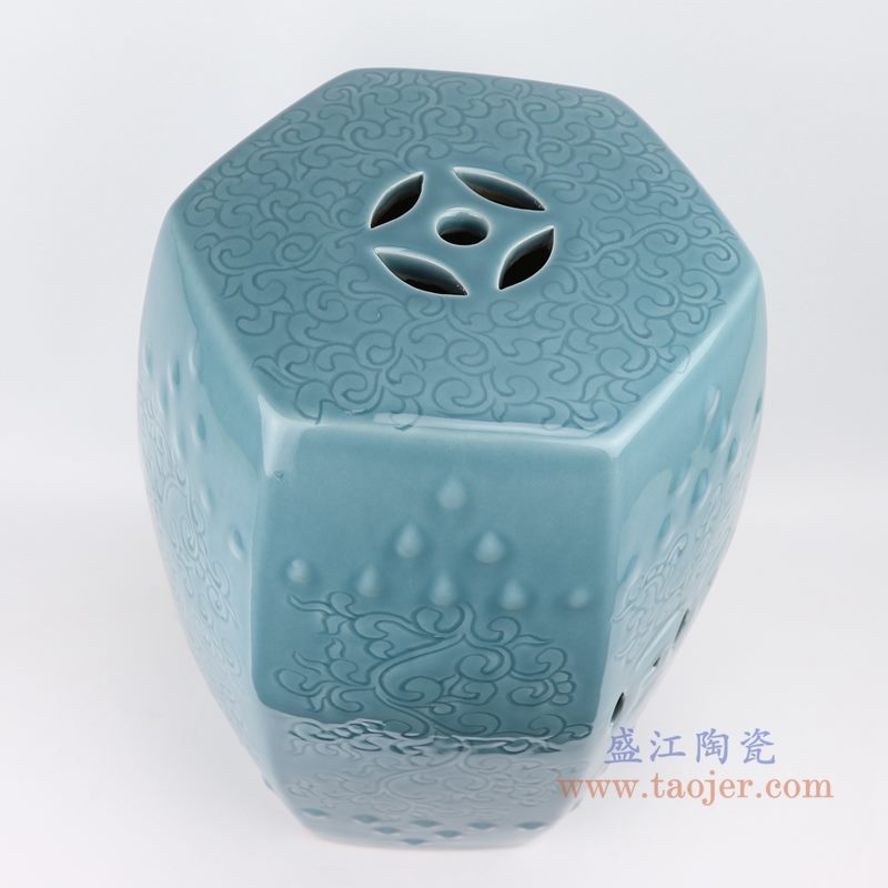 RYIR137 影青浅蓝雕刻陶瓷凳子 顶部细节图