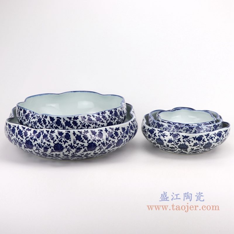 上图：青花缠枝莲荷叶形花口笔洗水浅组合图  购买请点击图片