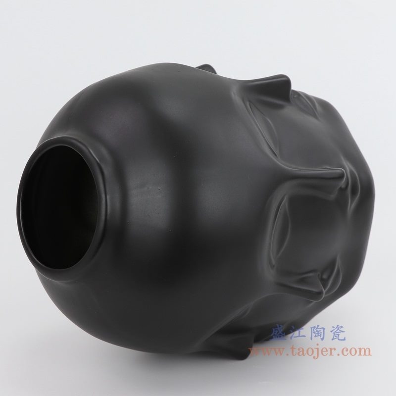 上图：RZLK25-E-black 北欧缪斯哑光黑色陶瓷八面人脸花瓶悲伤的朵拉口部 购买请点击图片