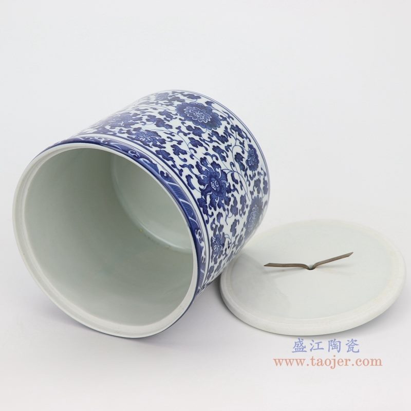 上图：青花缠枝莲纹带铜环盖子圆直筒茶叶罐子口部图 购买请点击图片