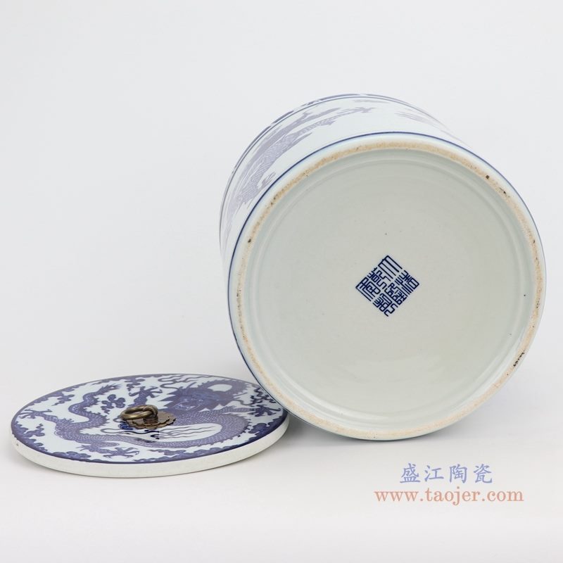 上图:青花海水龙纹带铜环盖子圆直筒茶叶罐子小号底部 购买请点击图片