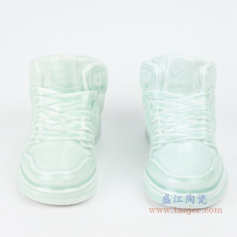 上图：RZQU01鸭蛋青陶瓷雕刻耐克鞋子NIKE  AJ   正面  购买请点击图片