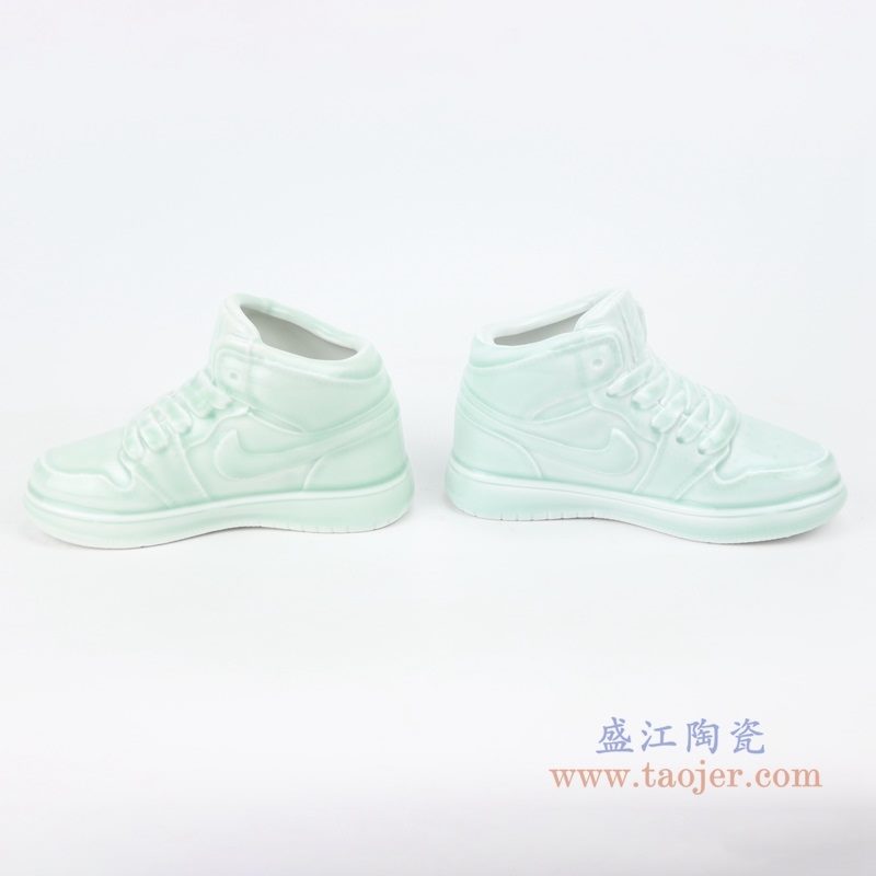 上图：RZQU01鸭蛋青陶瓷雕刻耐克鞋子NIKE  AJ   侧面 购买请点击图片