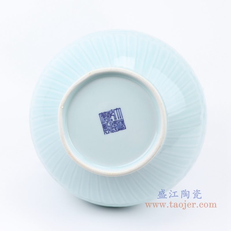 上图：影青雕刻缠枝花卉双耳葫芦瓶花瓶底部  购买请点击图片
