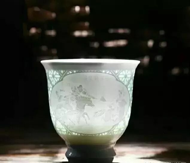 四大名瓷之一，景德镇盛江陶瓷青花玲珑瓷器——它满身是“洞”却滴水不漏