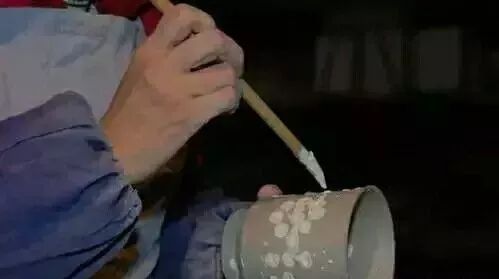 四大名瓷之一，景德镇盛江陶瓷青花玲珑瓷器——它满身是“洞”却滴水不漏