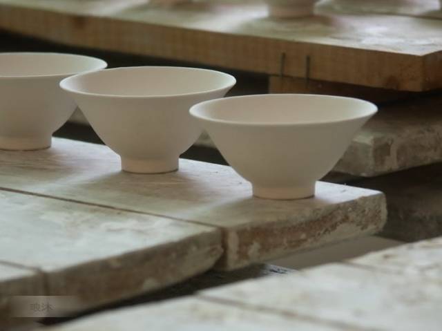 景德镇四大名瓷【青花瓷】的制作过程（全程图文）(全手绘茶具范例)
