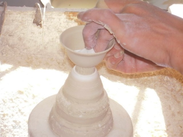 景德镇四大名瓷【青花瓷】的制作过程（全程图文）(全手绘茶具范例)