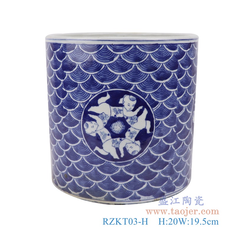 RZKT03-H青花福娃海浪笔筒正面